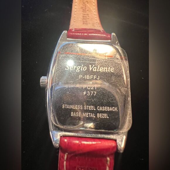 NWOT Sergio Valente watch - Picture 5 of 6